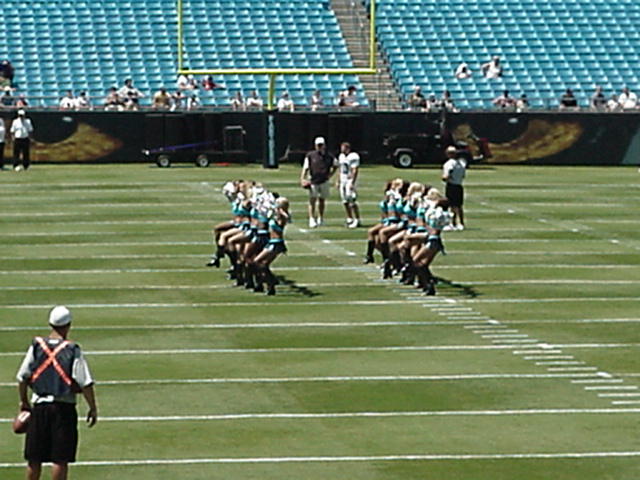 cheerleaders.jpg